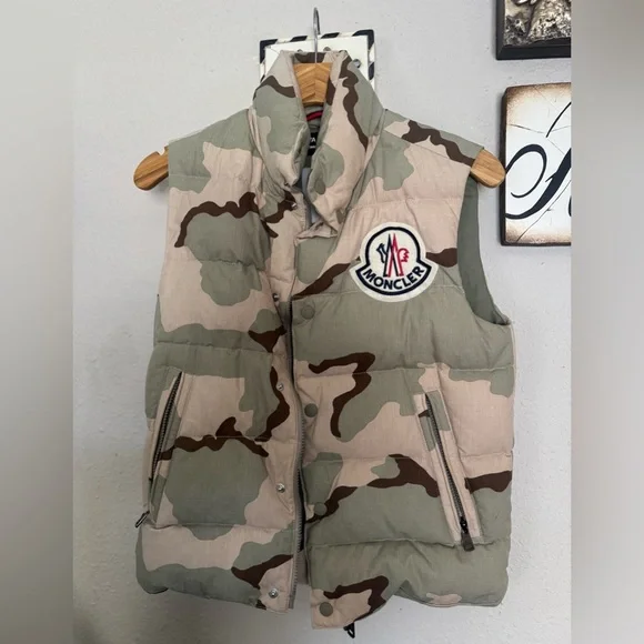 Moncler Camouflage Puffer Vest collab COMMES DE GARÇONS - Picture 1 of 9